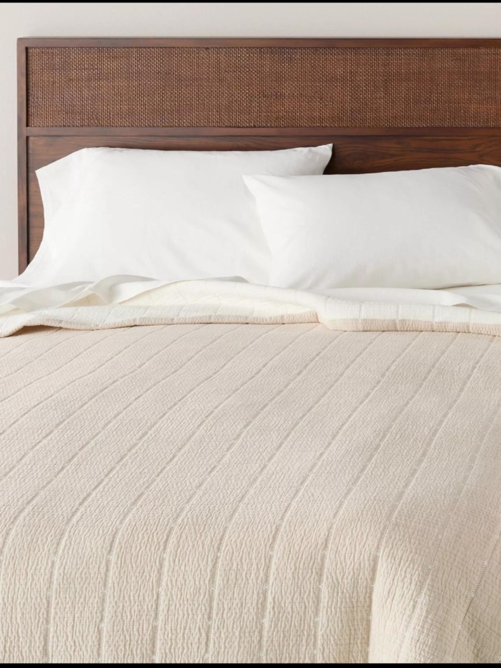 King Textured Grid Coverlet Beige - Hearth & Hand Magnolia Farmhouse Jacquard